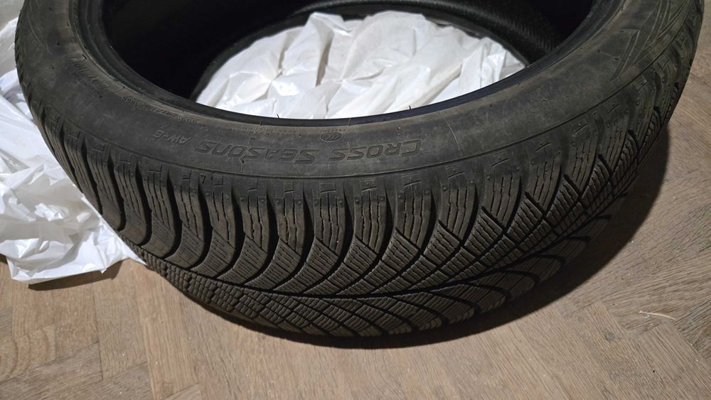 4x 245/40 R19 98Y M+S XL anvelope ALL SEASONS ca si nou 7-8mm DOT 2024