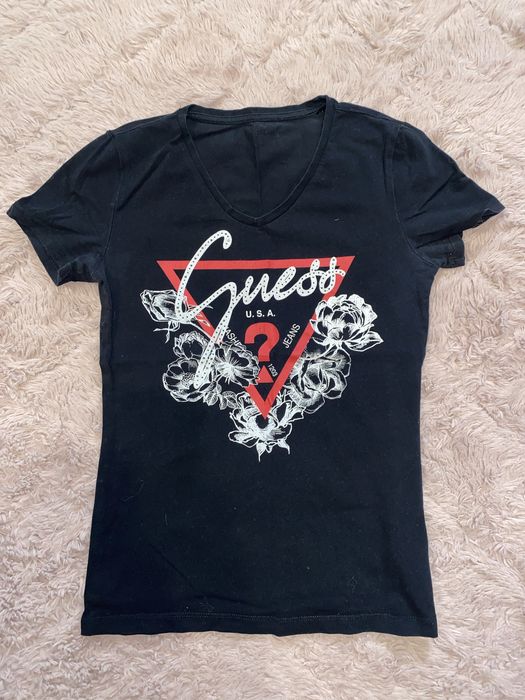 Tricou GUESS ORIGINAL purtat