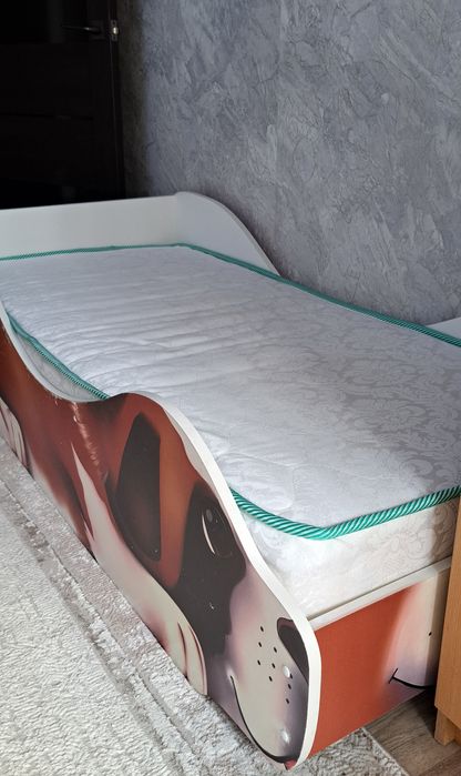 Кровать детская с ортопедическим матрасом