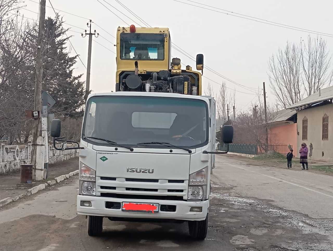 Isuzu ozi agdaradi