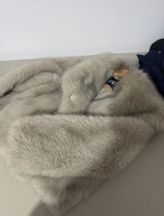 Blana Zara      Artificiala