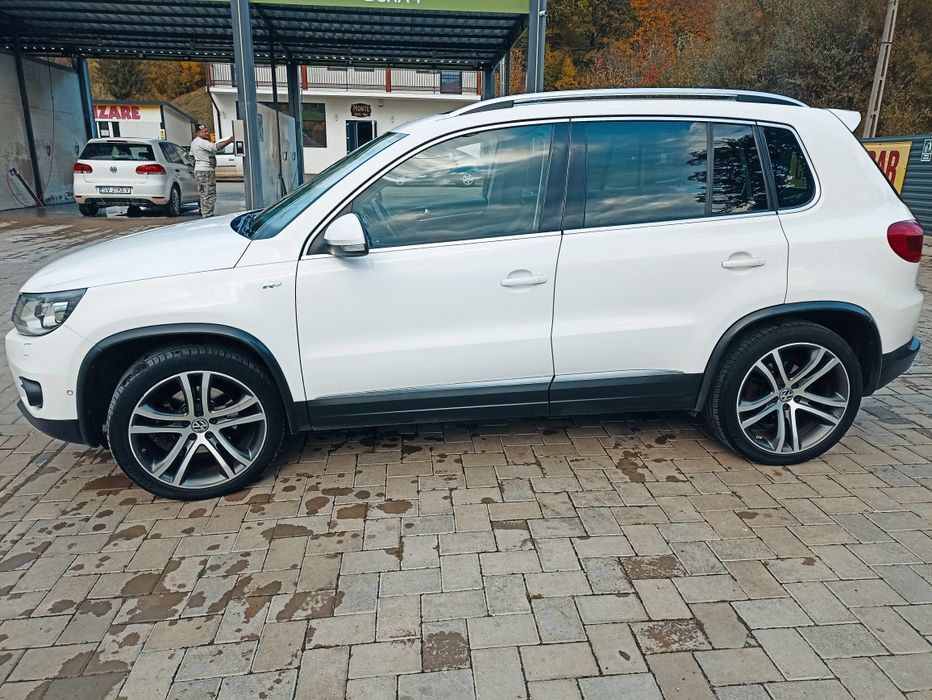 Vw Tiguan R-Line 4x4 LED 177CP