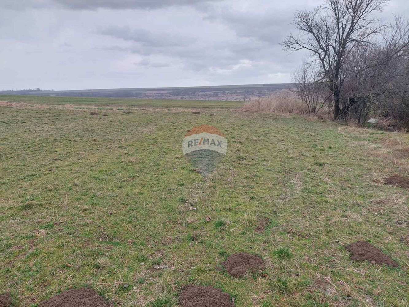 Парцел в с.Изгрев област Варна, НН