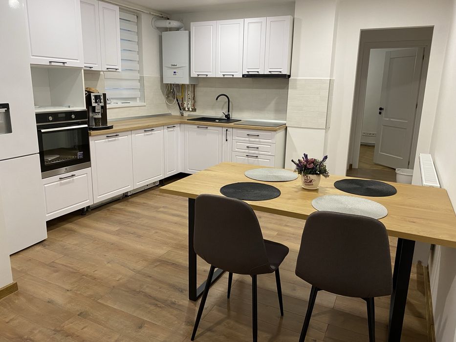 Apartament 3 camere conf.1