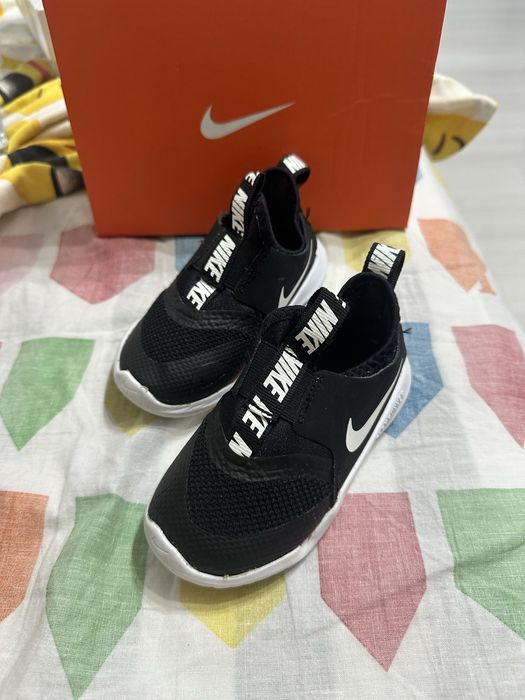 Nike flex runner