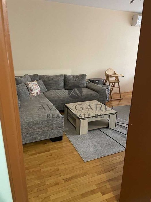 Продава се Тристаен апартамент в Пловдив, Център - 110 кв.м за 1855 €/кв.м - Снимка #1