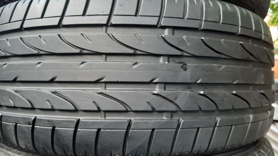 2 anvelope 235/50r18 vară marca Bridgestone preț 200 lei bucata