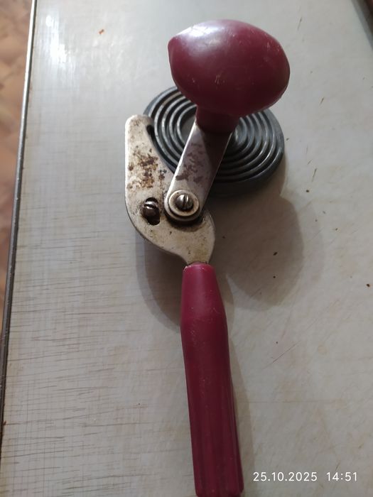 Продам ключ закаточный