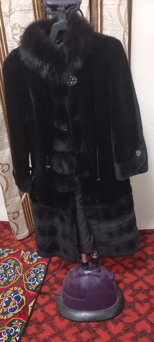 Пальто шуба лёгкая 44-46 размер