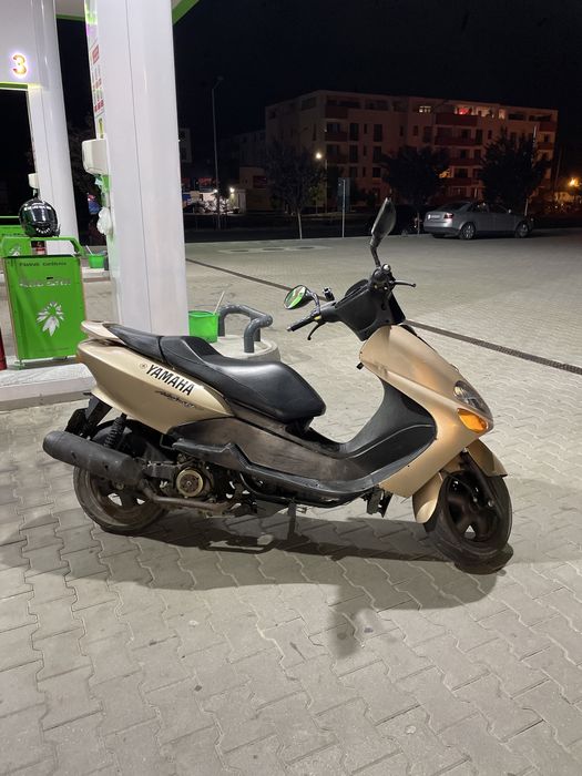 Yamaha majesty 125