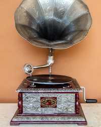 Reparatii si interventii specializate obiecte arta - Gramofon