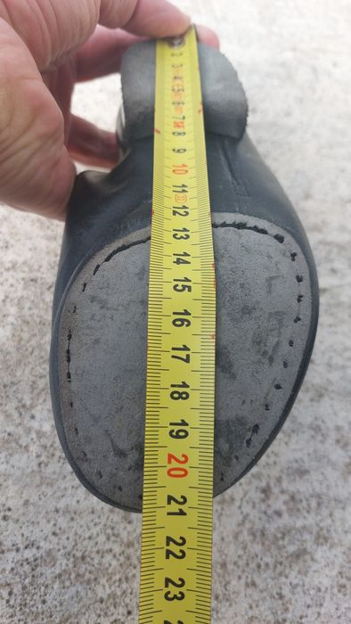 Pantofi de dans pentru baieti, marimea 33