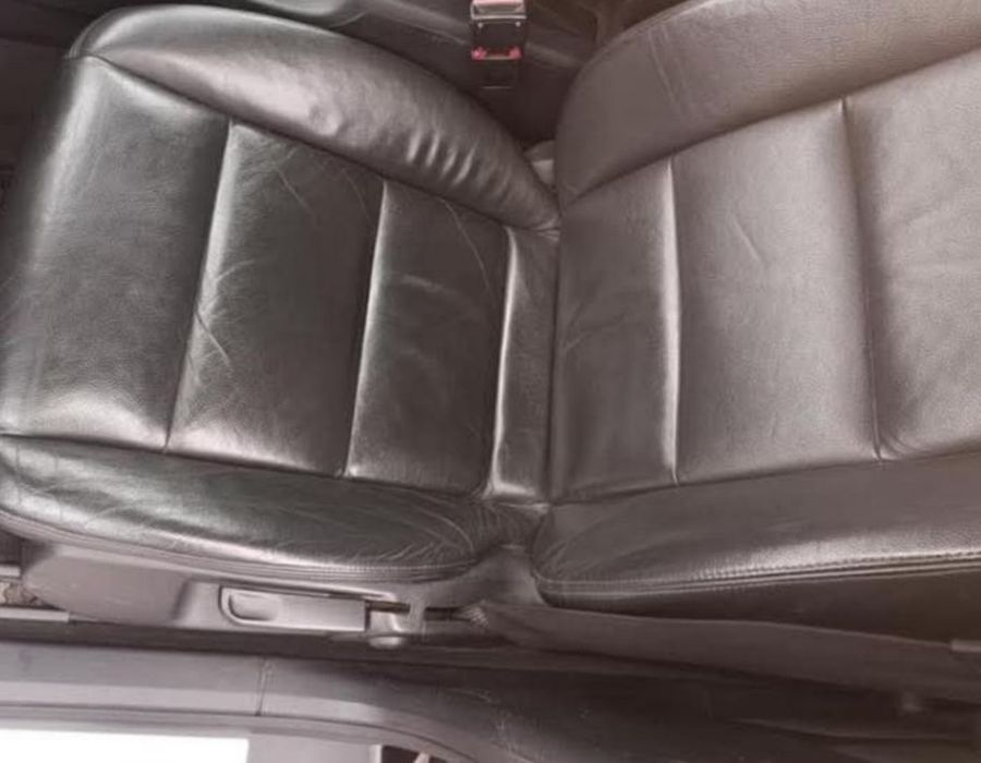 Pentru dezmembrare sau reparatie AUDI A4 B7 2008 2.0 TDI