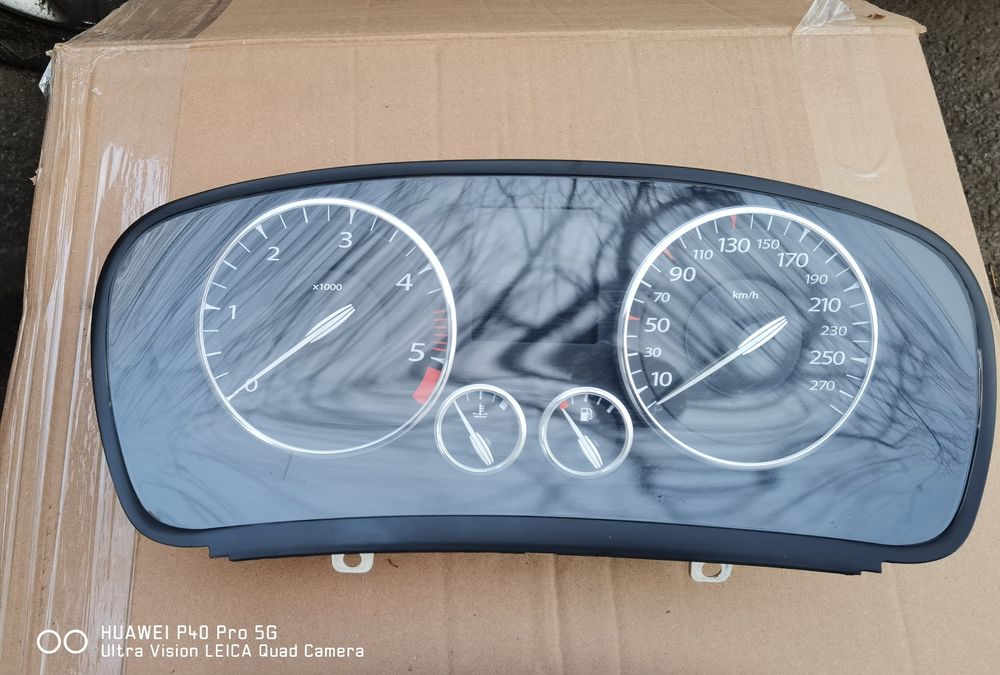 Ceasuri bord Renault Laguna 3 din 2007 - 2010