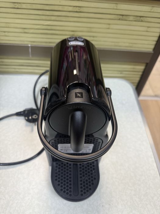 Кафемашина с капсули Nespresso Inissia