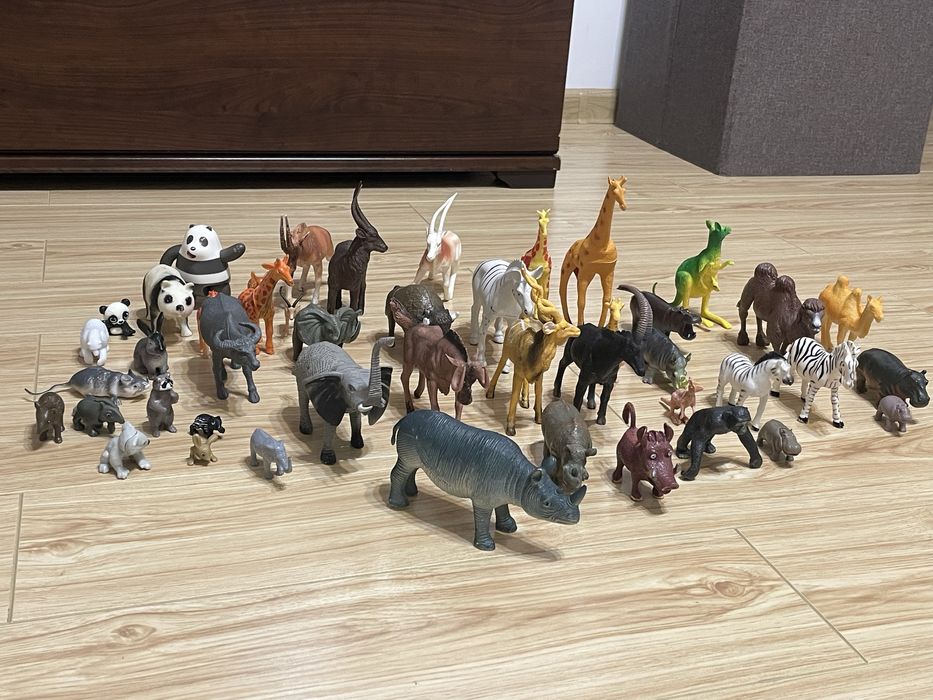 Figurine animale salbatice si domestice din plastic