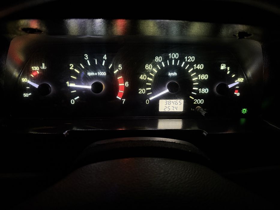 Продам ваз 2110 год выпуска 2000