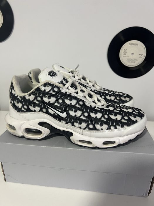 Vand Nike tn dior