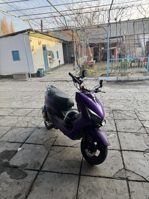 продам м8 про срочнооооо акша