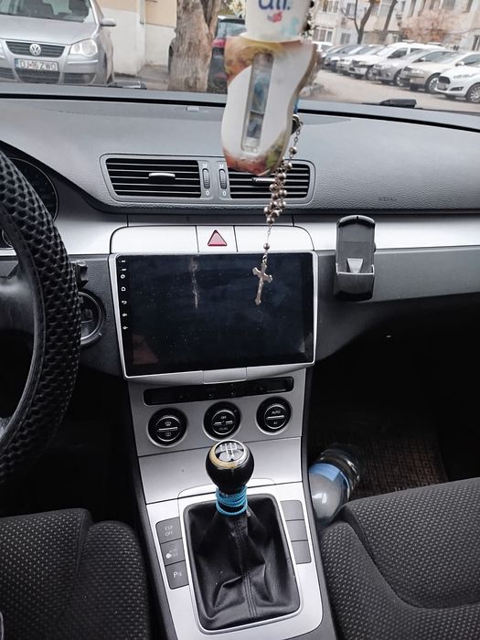 Se vinde Passat B6 2010