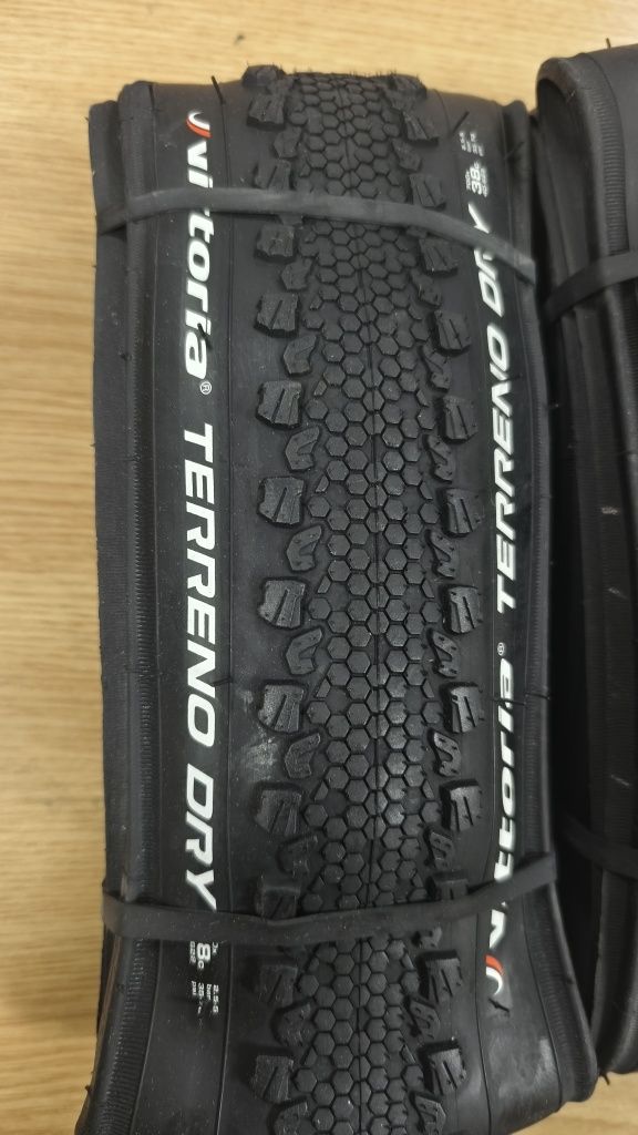 Гравел гуми VITTORIA Terreno Dry 700x38c Rigid Tire