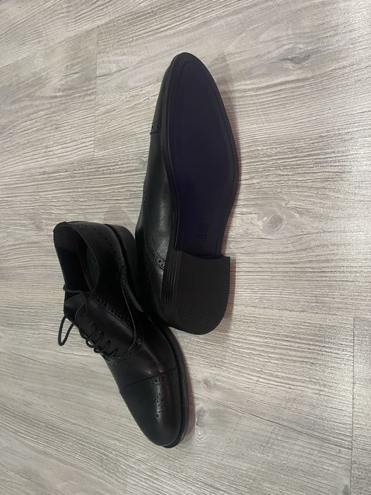 Pantofi marimea 40 piele naturala