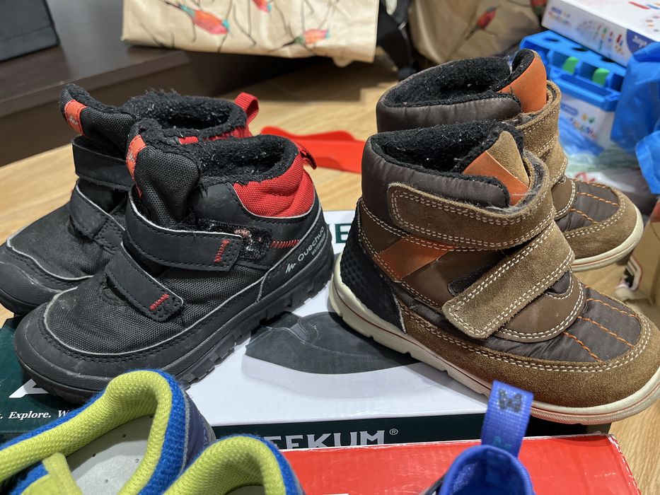 Nr 25 si 26 Adidasi ghete papuci cipici decathlon nike goretex