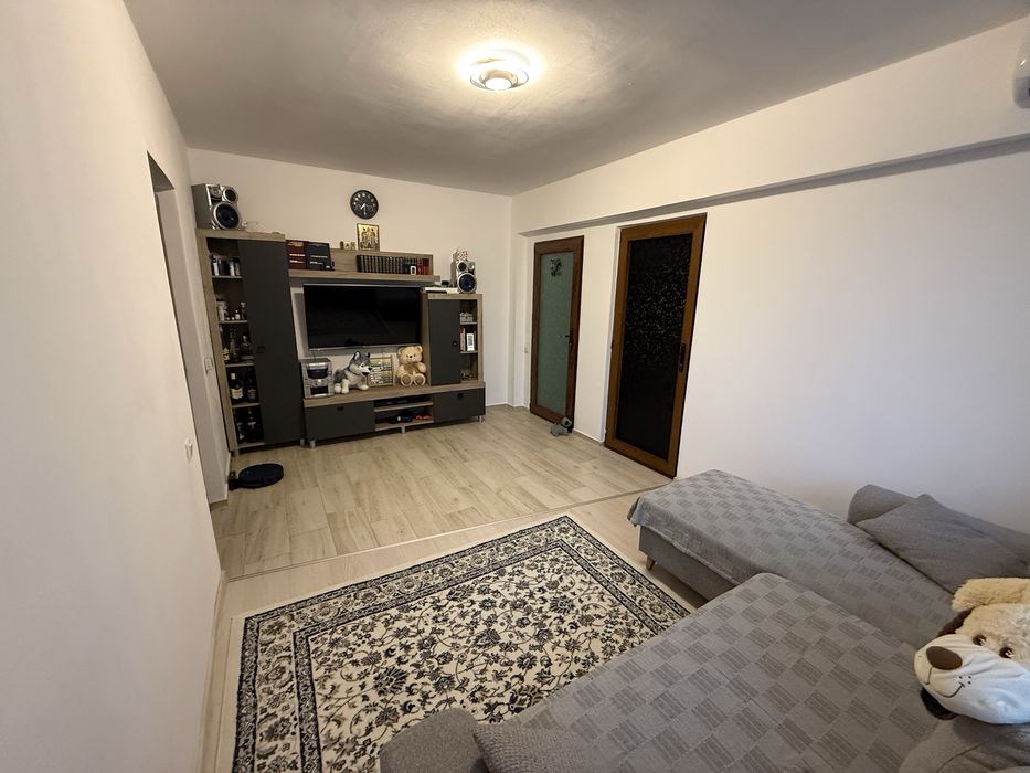 Vand apartament 2 camere