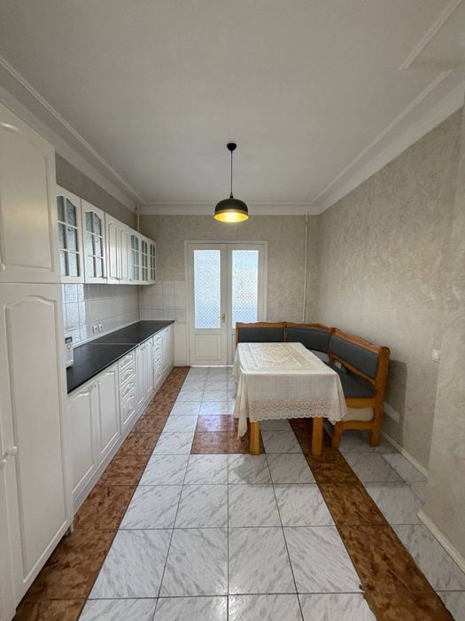 Квартира около метро Ойбек 4/5/9