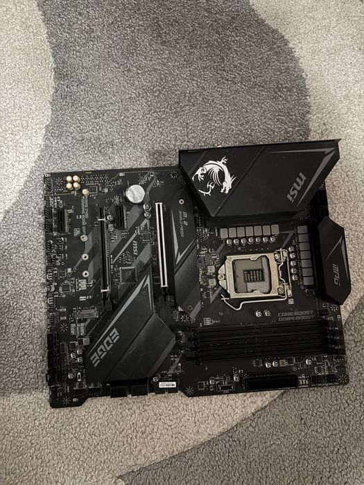 Placa de baza mpg z490 gaming edge wifi