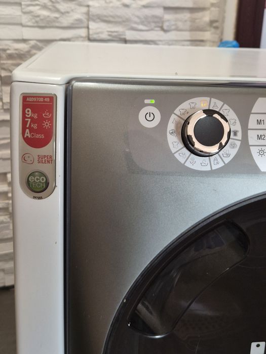Masina de spalat cu uscator Ariston