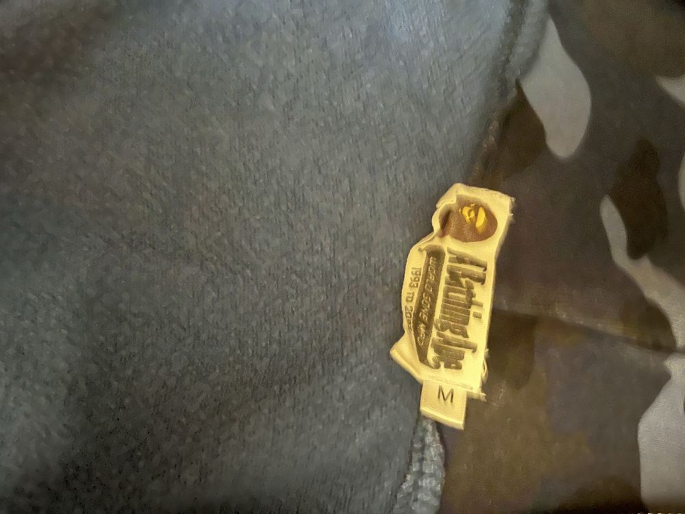 Hanorac BAPE colaborare cu PSG