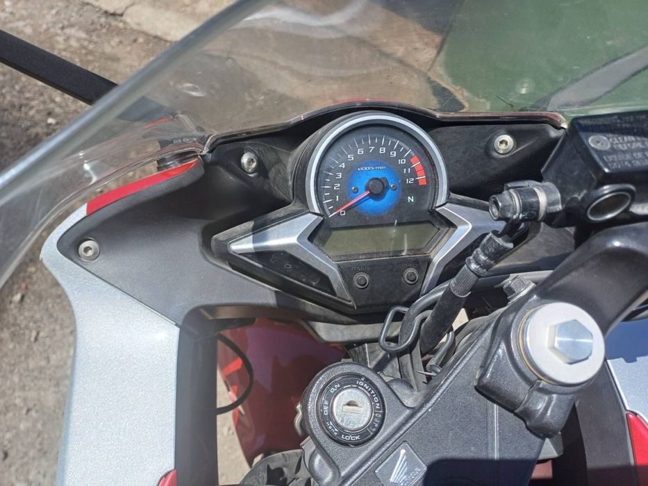 Мотор Hondra CBR 250R