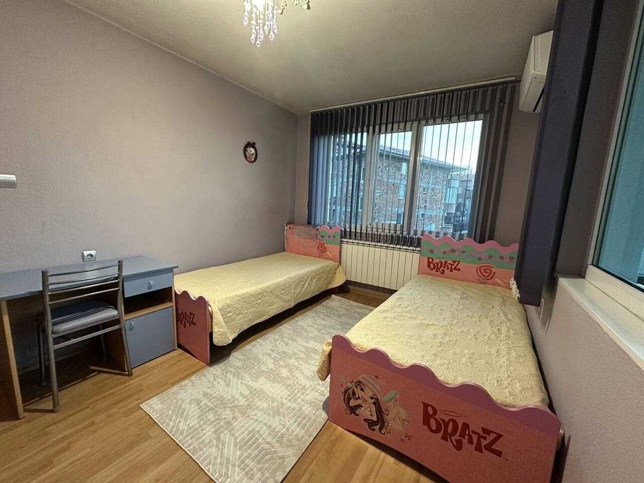 Дава се под наем Многостаен апартамент в Асеновград - 120 кв.м за 350 € - Снимка #2