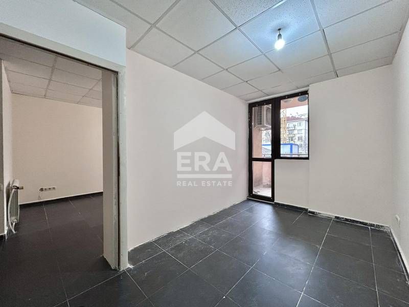 Дава се под наем Офис в София, Център - 125 кв.м за 1100 € - Снимка #6
