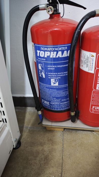 Пожарогасители воден и праховв