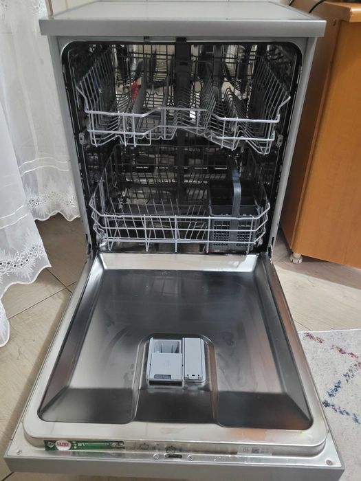 BEKO Masina de spalat vase BDFN26430X