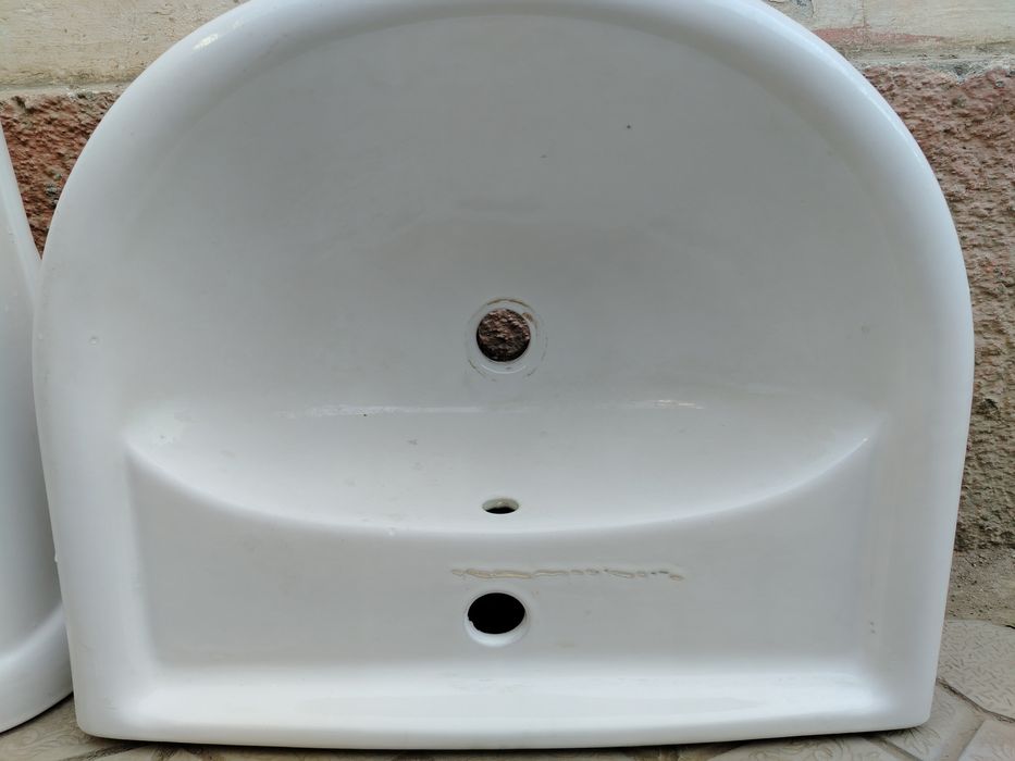 Раковина фарфоровая Чешская