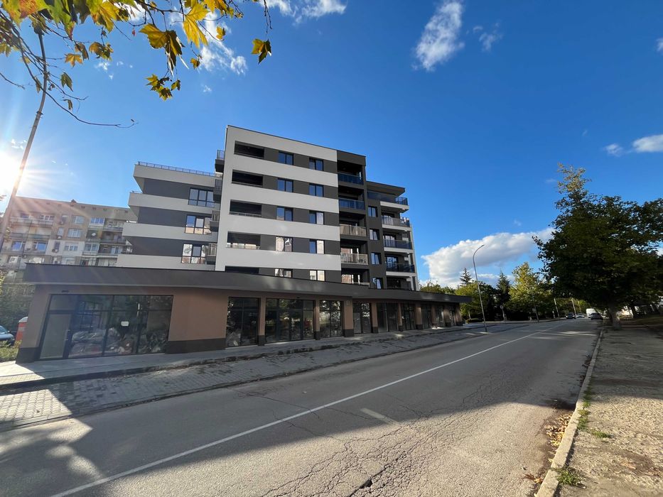 Продава се тристаен апартамент – ново строителство, кв. „Васил Левски“