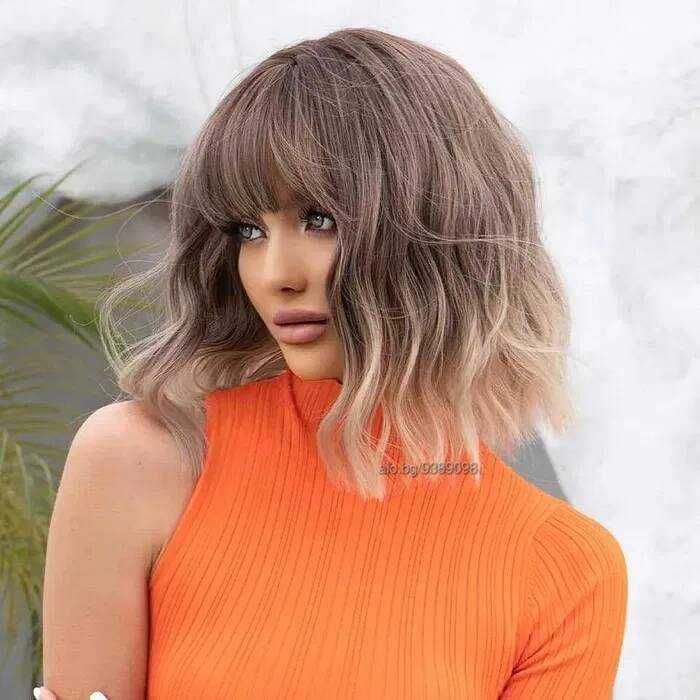 Кафява омбре перука с руси краища и бретон