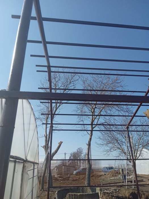 Vând hală metalică 8 m lățime cu 12 m lungime