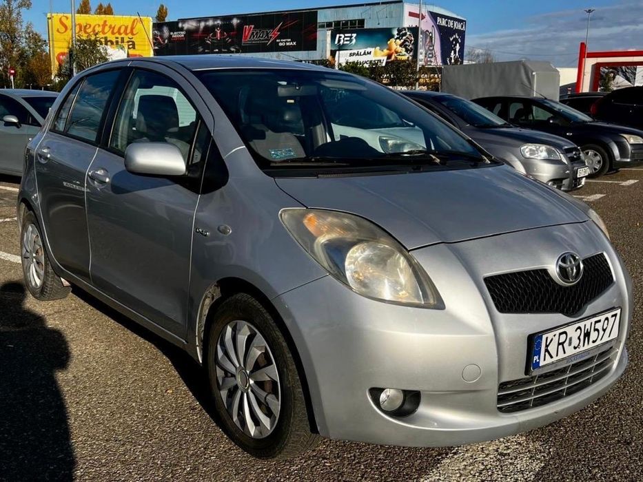 Toyota Yaris 1.4 Diesel cutie AUTOMATĂ
