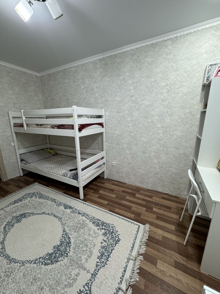 Продам двухъярусную кровать трансформер