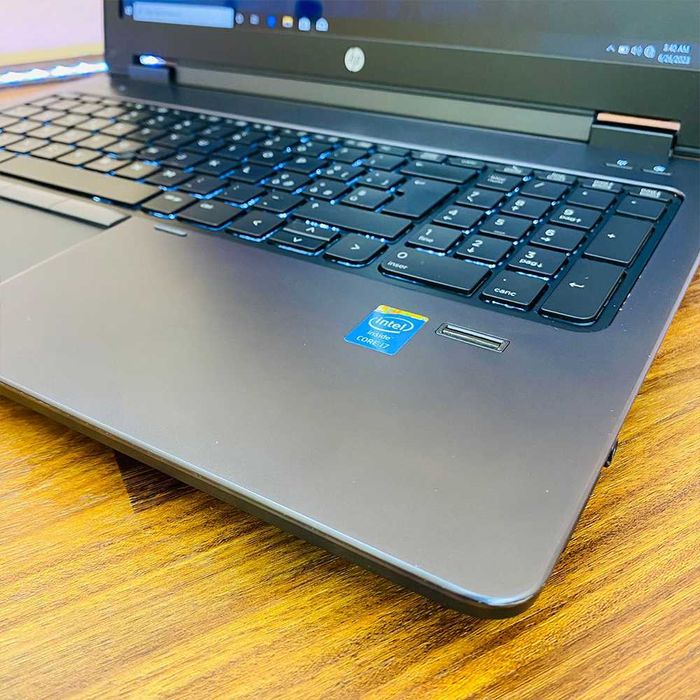 Laptop HP i7 3.9Ghz - 16G - Quadro K620M - SSD - FullHD - W10 - QWERTZ