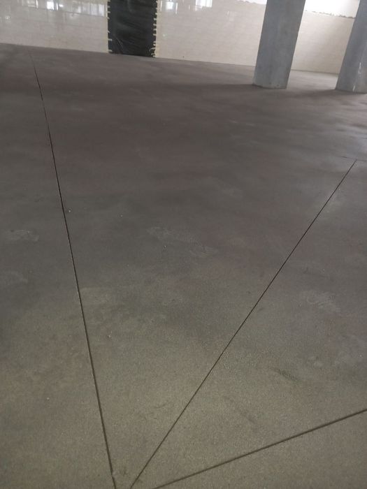 Yarim quruq styajka Полу сухая стяжка