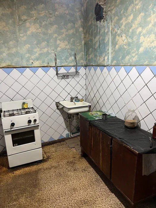 Продаётся 2х комнатная квартира в Сергели 1