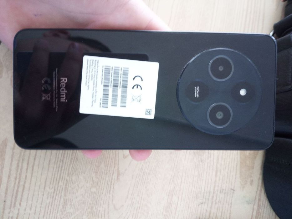 Redmi 14 c  narxi: 1.4mln kelishimiz