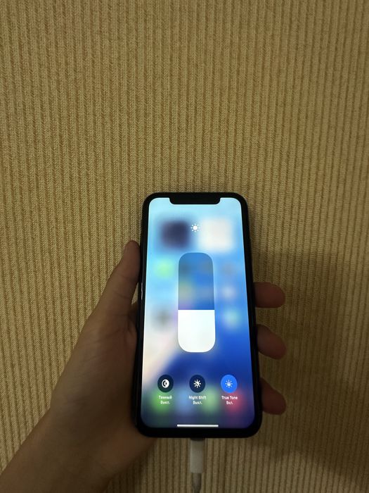 Iphone 11 в хорошом состояние.