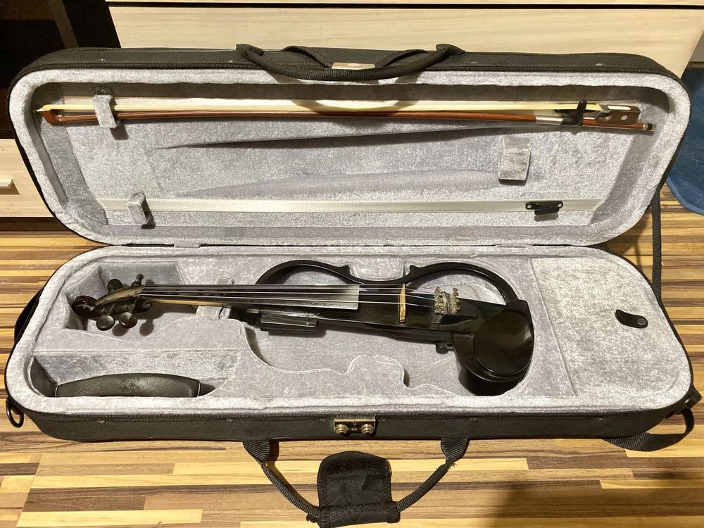 Yamaha SV-120  Japan ел.цигулка