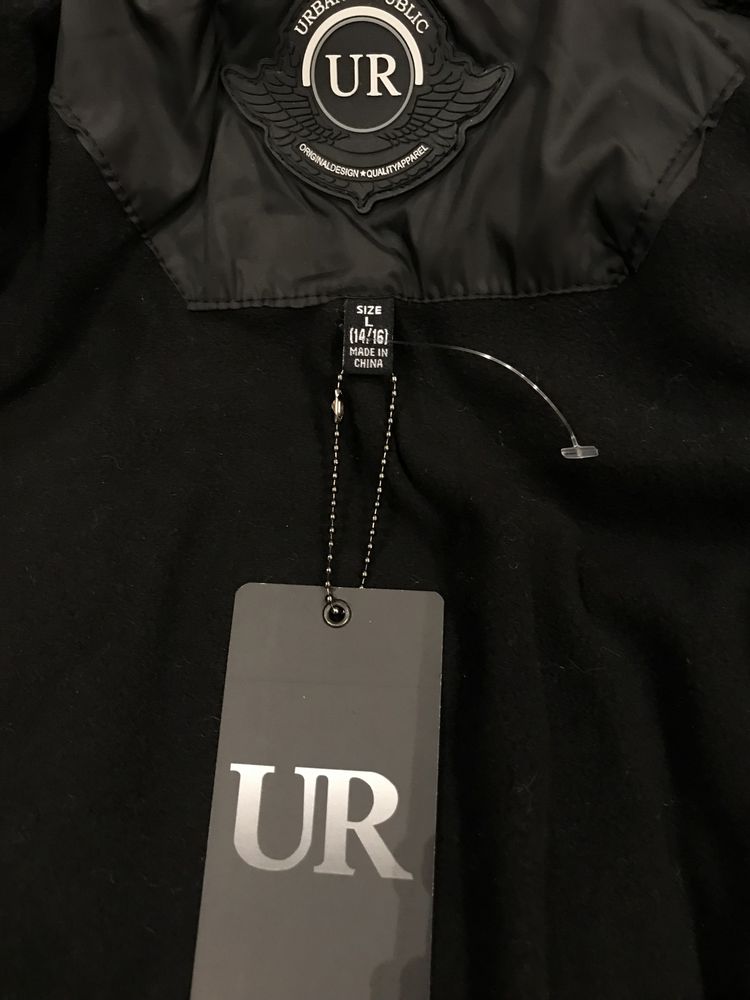 куртка на мальчика 12-14 лет, привезена из Америки. URBAN REPUBLIC